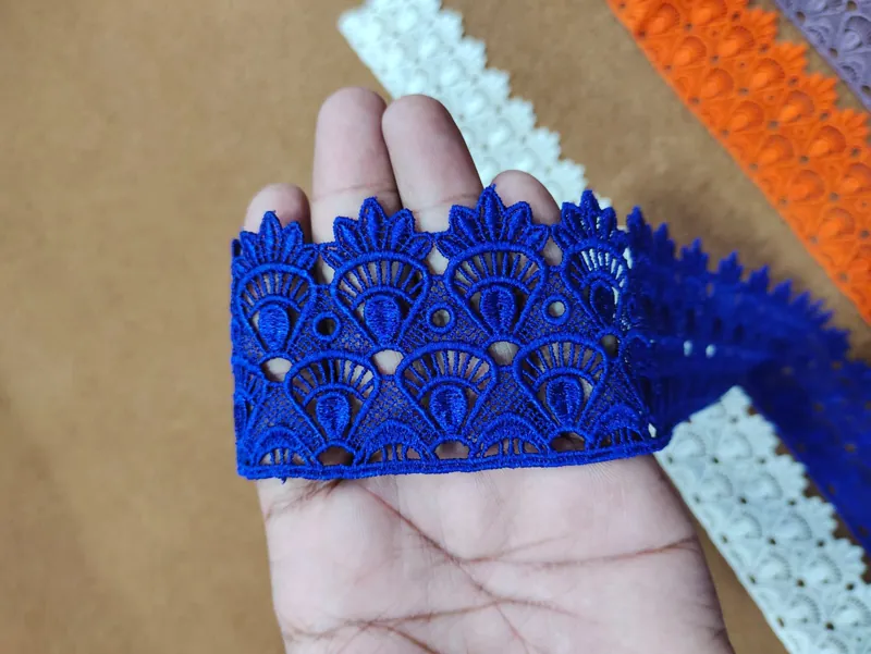 Medium Size Lace guipure lace design DL-M24, width about 2 – 5 cm (1 – 2 inches)