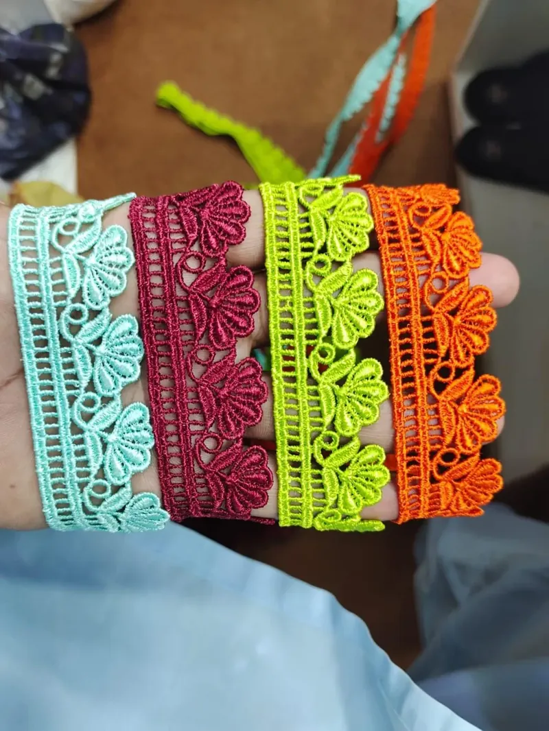 Medium Size Lace guipure lace design MEDIUM-080, width about 2 – 5 cm (1 – 2 inches)
