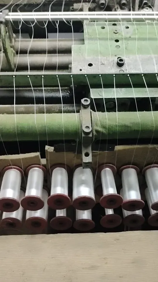 Guipure lace production on shuttle machines in Faisalabad